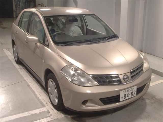 8066 Nissan Tiida latio SC11 2012 г. (JU Tokyo)